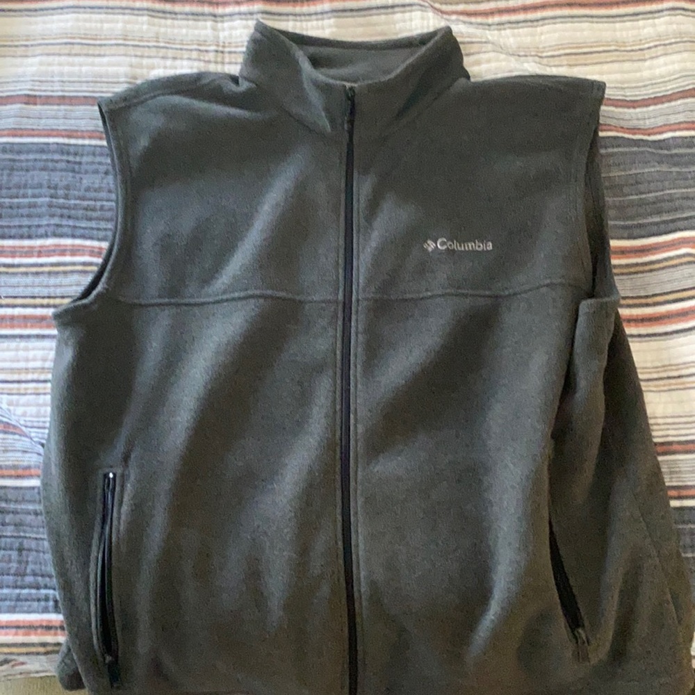 Men’s XL Columbia vest